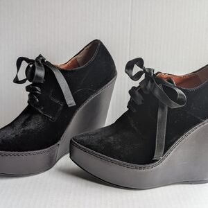 Paloma Barcelo Black Wedge Shoes